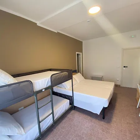 Primo Hotel 3*