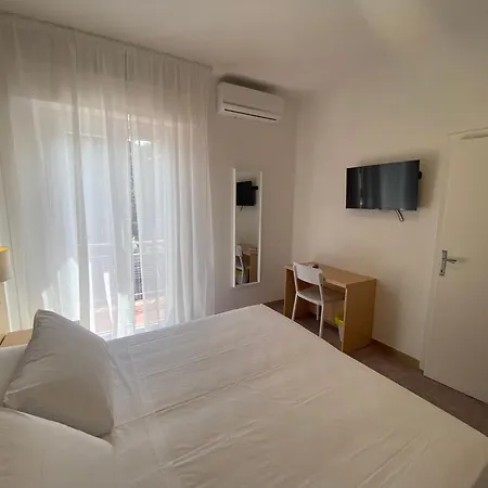 Primo Hotel
